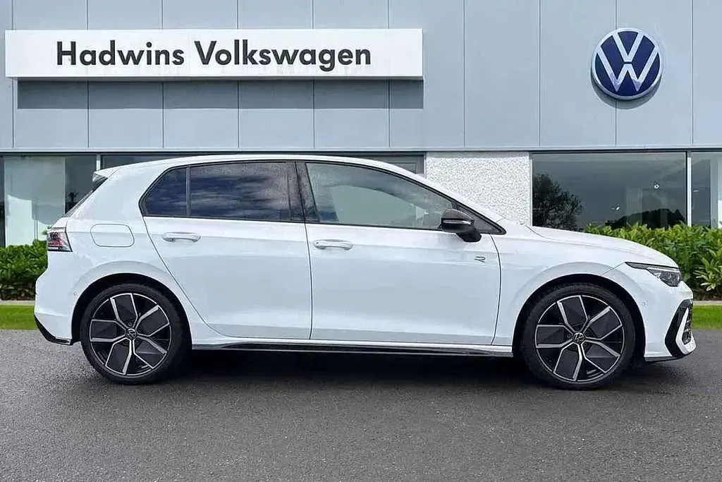 Used VW Golf VIII Black Edition 147 HP (108 kW) 2025 White Hatchback
