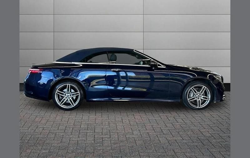 Used Mercedes E400 AMG Line Premium Plus 340 HP (250 kW) 2018 Blue Cabriolet