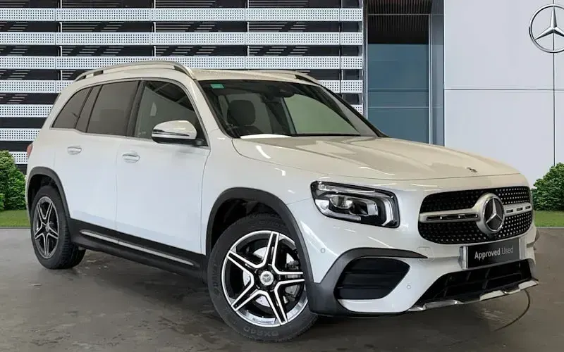 Begagnad Mercedes GLB200 AMG Line Premium 163 HK (119 kW) 2023 SUV