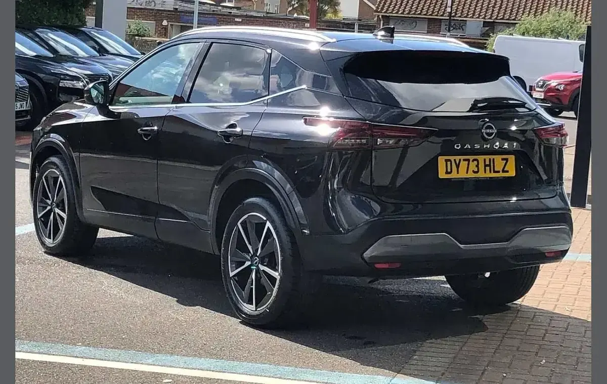 Used Nissan Qashqai Tekna 138 HP (101 kW) 2023 Black SUV