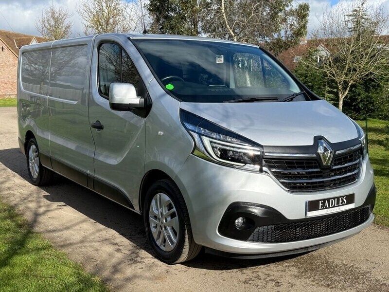 Silver Used 2020 Renault Trafic Van | £17,295 (A bit pricey) - Image 1/4