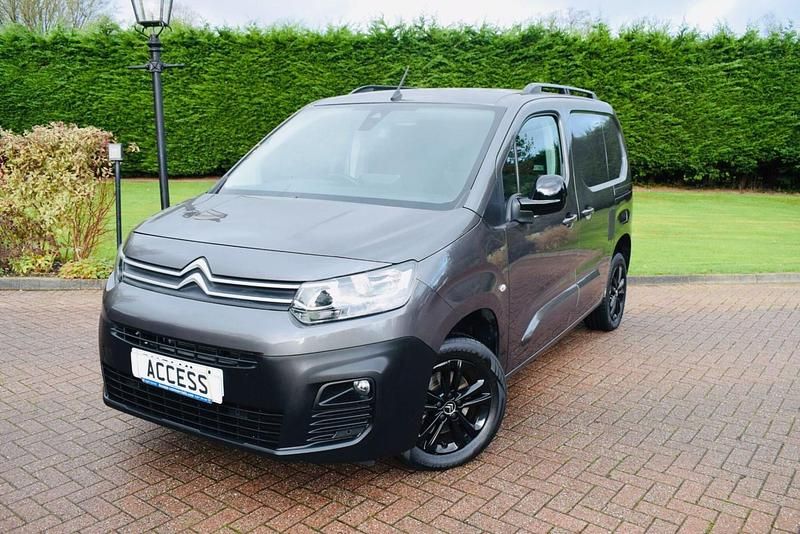 Grey Used 2021 Citroën Berlingo Start | £11,995 (Good price) - Image 1/4
