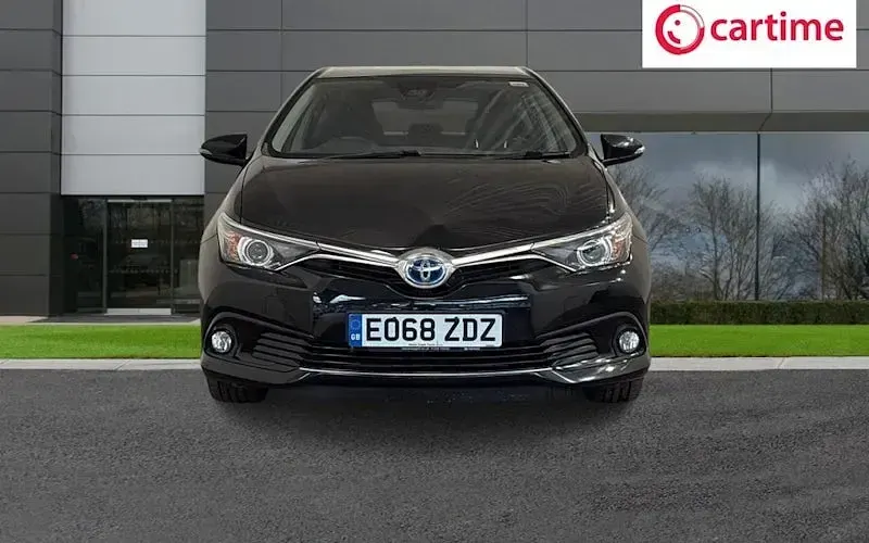 Used Toyota Auris Hybrid 136 HP (100 kW) 2018 Black Hatchback