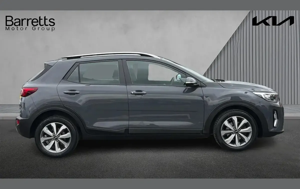 Used Kia Stonic 99 HP (72 kW) 2023 Grey SUV