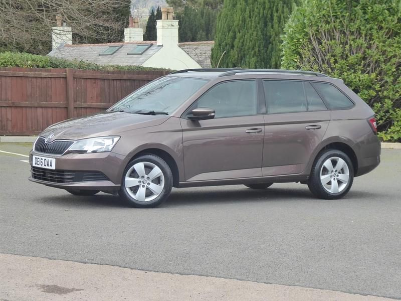 Used Skoda Fabia SE 2016 Brown Estate
