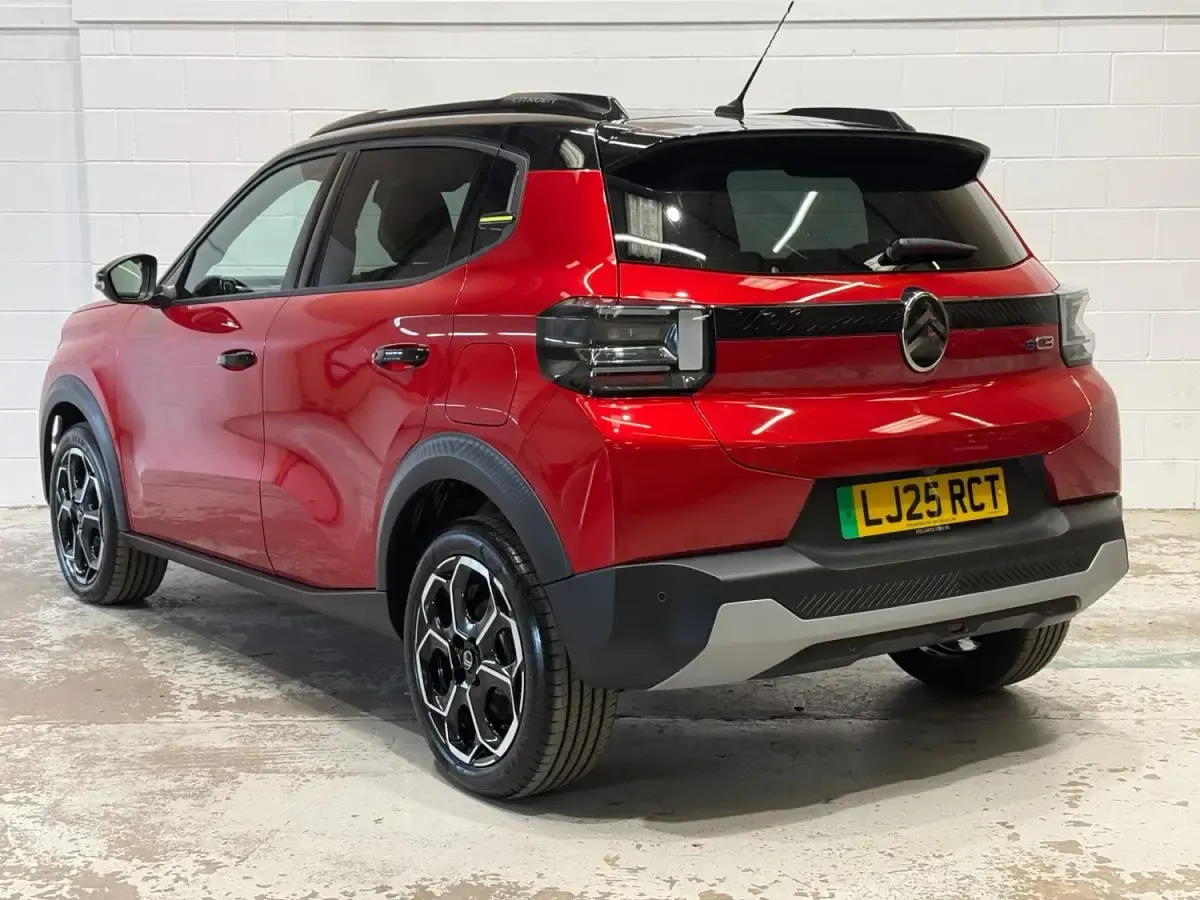 Novo Citroën e-C3 83 kW (113 HP) 2025 Vermelho Citadino