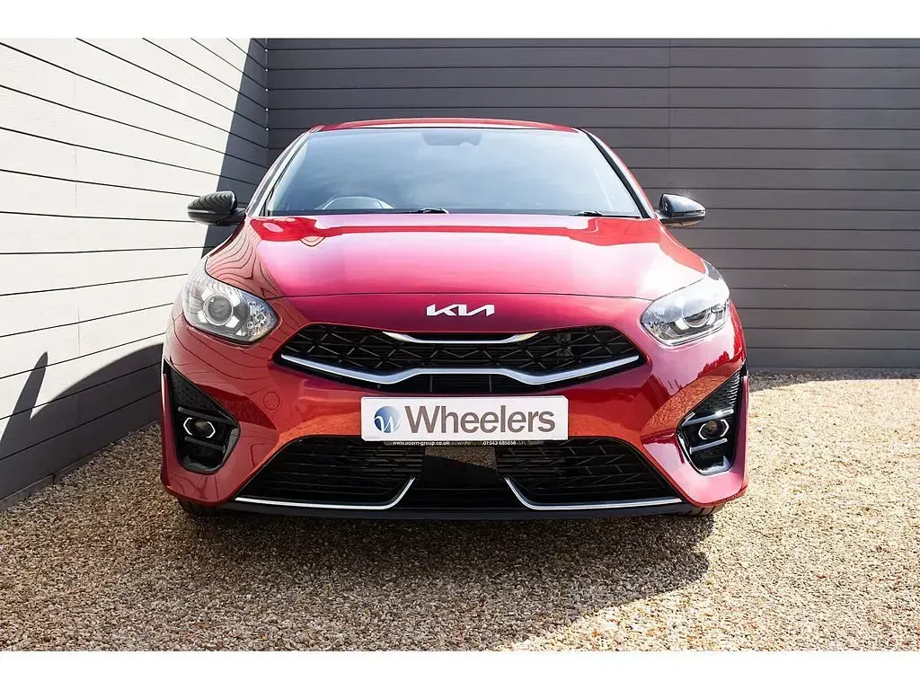 Used Kia Ceed GT-Line 158 HP (116 kW) 2023 Red Hatchback