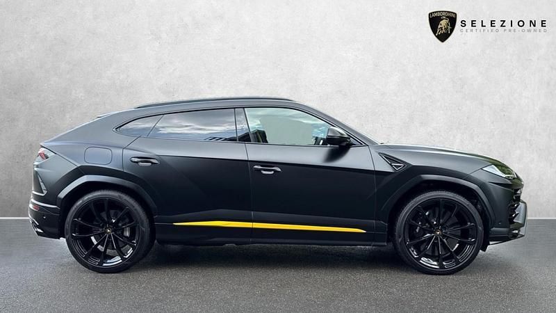 Used Lamborghini Urus 650 HP (478 kW) 2021 Black SUV