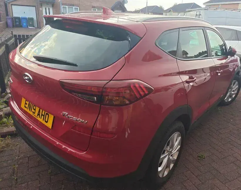 Used Hyundai Tucson SE 177 HP (130 kW) 2019 Red SUV
