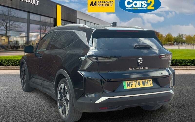Used 2026 Renault Scénic Techno MPV | £29,495 (Good price) - Image 1/4