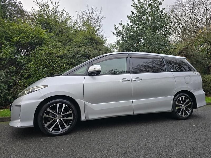 Used Toyota Estima Premium 2014 Silver MPV