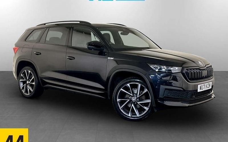 Used 2024 Skoda Kodiaq SportLine SUV | £24,995 (Good price) - Image 1/2