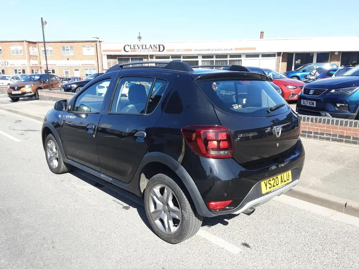 Used Dacia Sandero Comfort 90 HP (66 kW) 2020 Black Hatchback