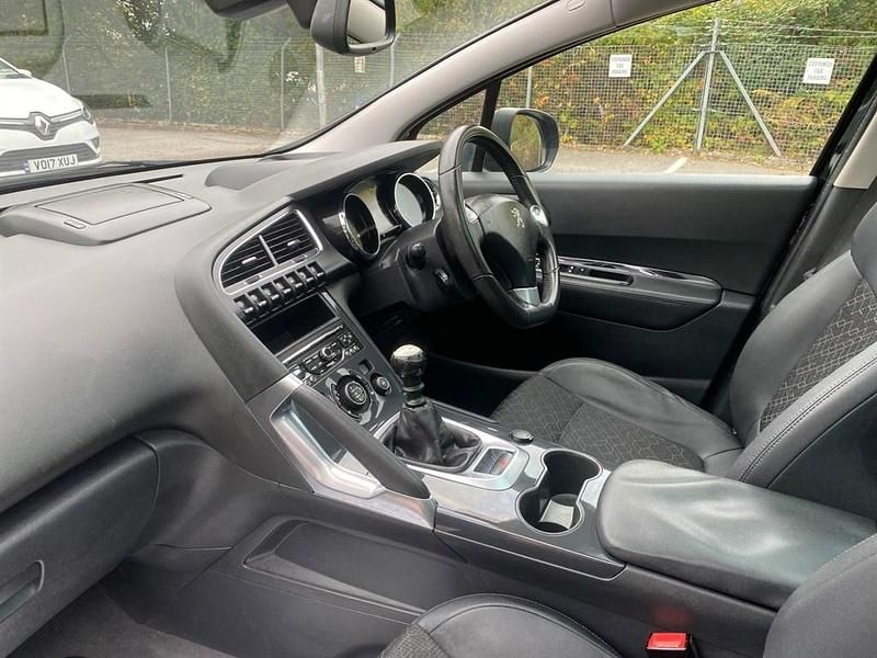 Used Peugeot 3008 Allure 2016 Black Hatchback