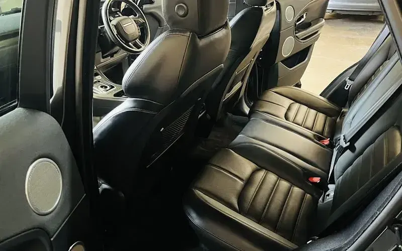Used Land Rover Range Rover evoque HSE Dynamic 179 HP (131 kW) 2017 Grey SUV