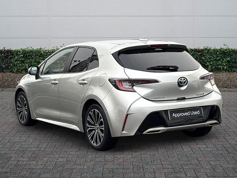 Silver Used 2019 Toyota Corolla Design Hatchback | £12,485 (Fair price) - Image 1/3