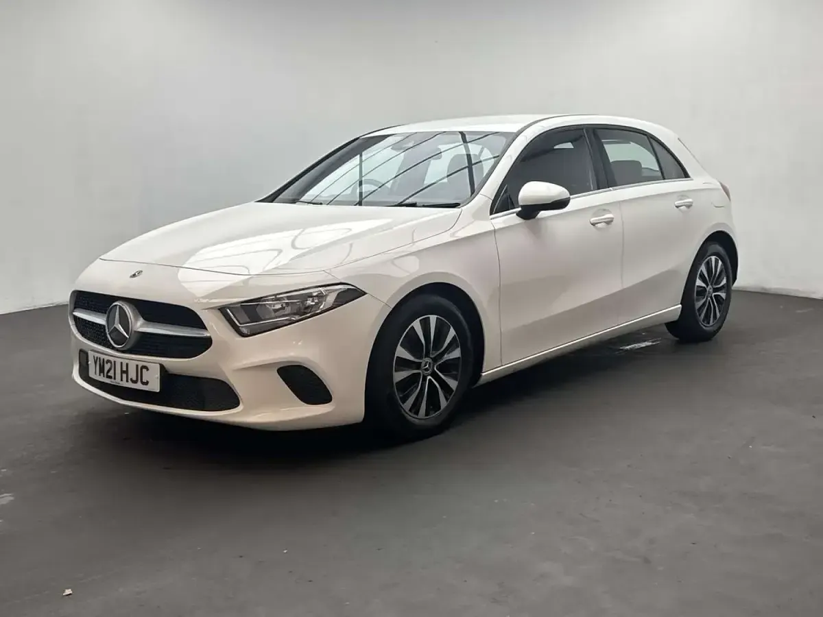 Used Mercedes A180 SE 2021 White Hatchback