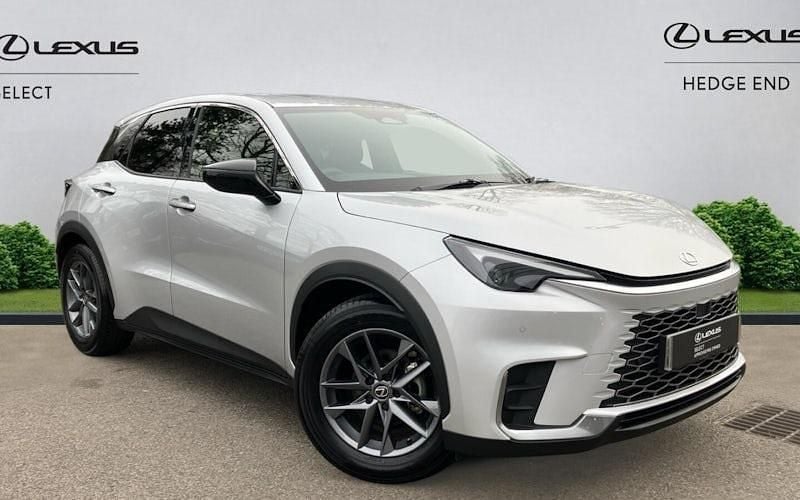 Used Lexus LBX 136 HP (100 kW) 2026 SUV