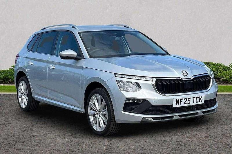 Brilliant silver metallic Used 2025 Skoda Kamiq SE L SUV | £24,658 (Expensive) - Image 1/4