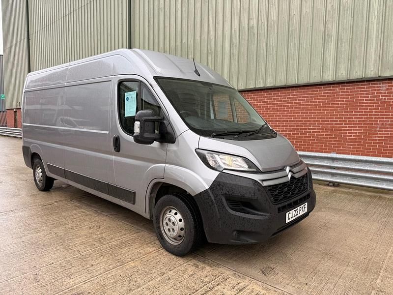 Used Citroën Relay 140 HP (102 kW) 2023 Grey Van