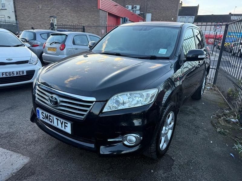 Black Used 2011 Toyota RAV4 Estate | £3,449 (Fair price) - Image 1/4