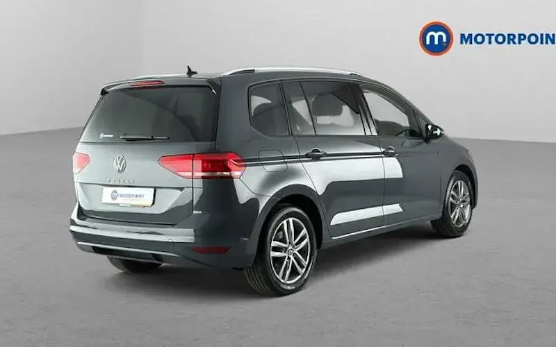 Used VW Touran Match 150 HP (110 kW) 2025 Grey MPV