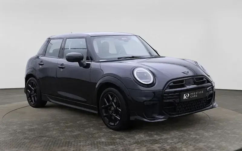 Used Mini Cooper Sport 204 HP (150 kW) 2024 Hatchback