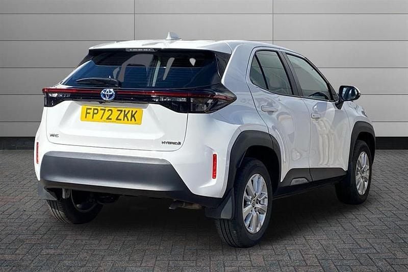 Used Toyota Yaris Cross 116 HP (85 kW) 2022 White SUV