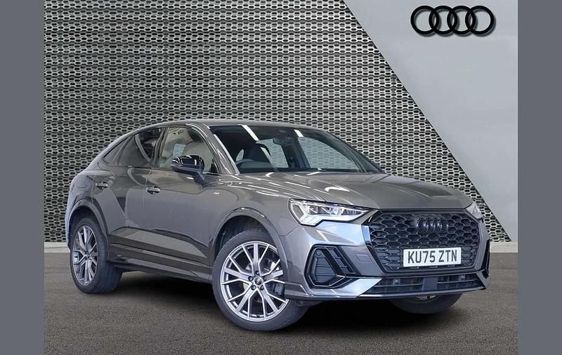 Used Audi Q3 Black Edition 150 HP (110 kW) 2025 Grey SUV