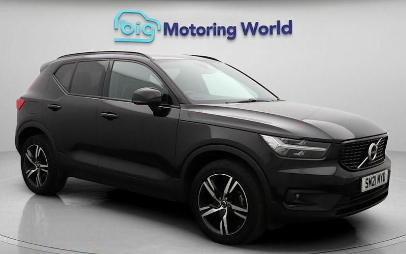 Used 2021 Volvo XC40 R-Design SUV | £19,760 (Fair price) - Image 1/4