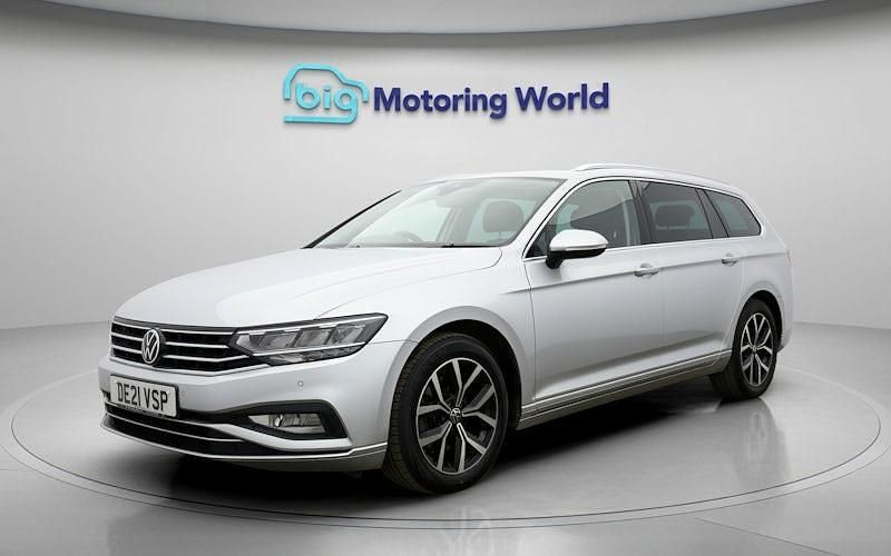 Used VW Passat SEL 150 HP (110 kW) 2023 Estate