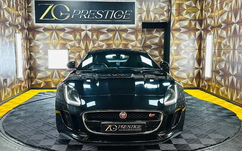 Usado Jaguar F-Type Supercharged 381 CV (280 kW) 2016 Negro Coupe