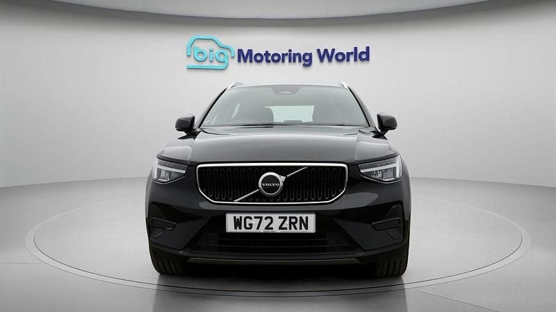 Usado Volvo XC40 Core 163 HP (119 kW) 2022 Preto SUV