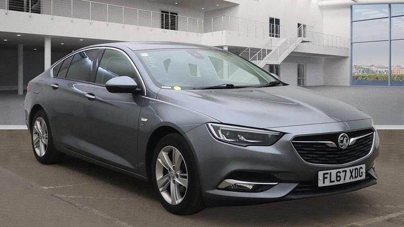 Grey Used 2017 Vauxhall Insignia Elite Hatchback | £6,590 (Fair price) - Image 1/4