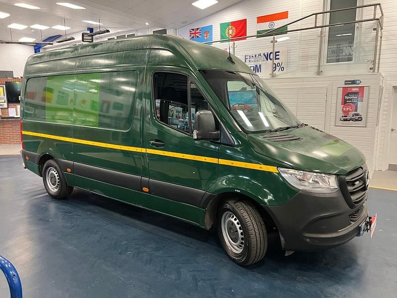 Used Mercedes Sprinter 163 HP (119 kW) 2019 White Van