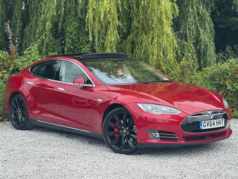 Red Used 2015 Tesla Model S Sedan | £14,999 (Fair price) - Image 1/4