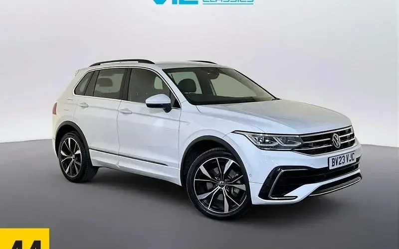 Used VW Tiguan R-line 245 HP (180 kW) 2023 SUV