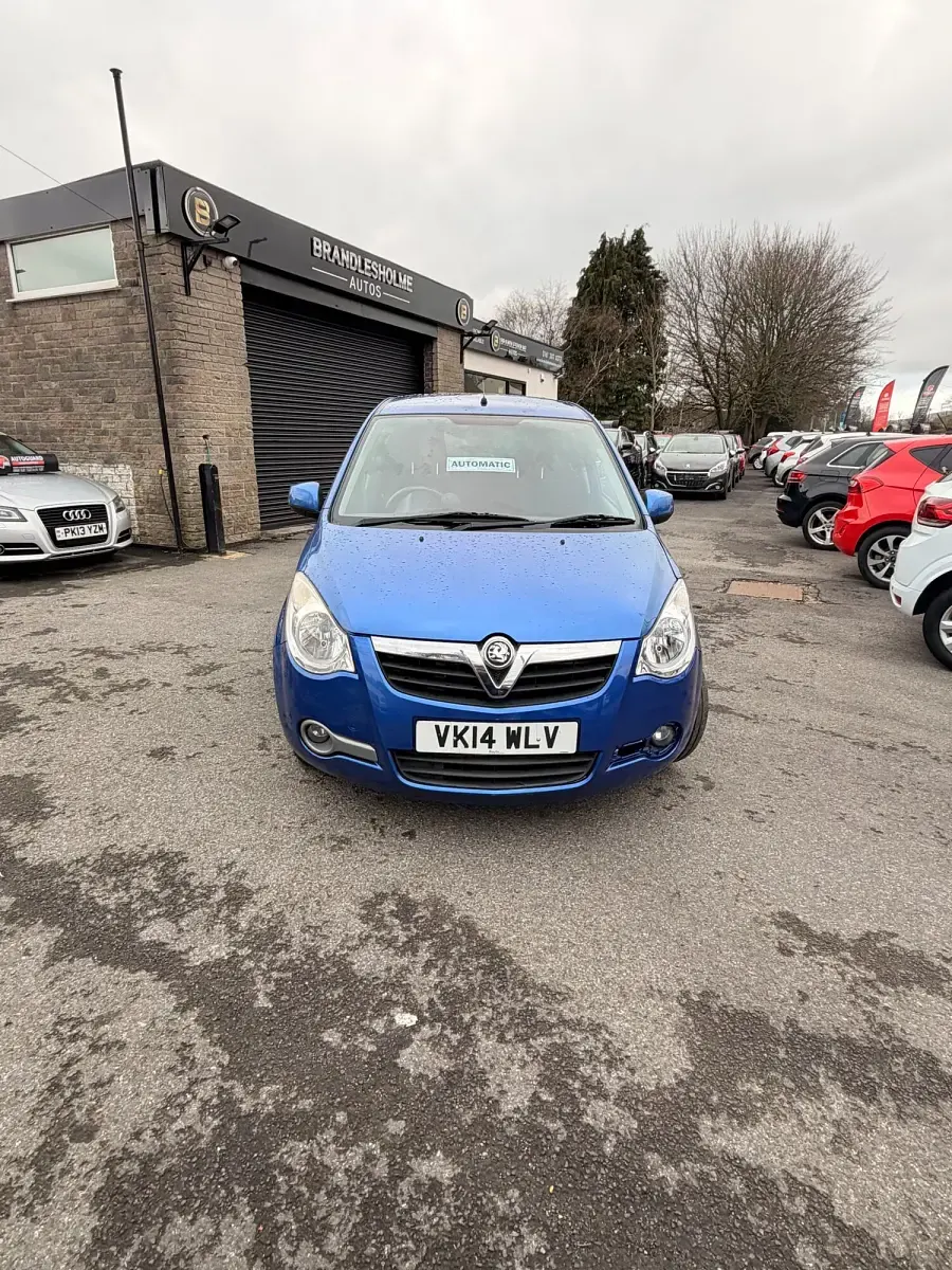 Used Vauxhall Agila 94 HP (69 kW) 2014 Blue MPV