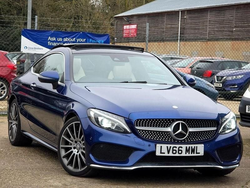 Used Mercedes C220 AMG Line Premium Plus 170 HP (125 kW) 2016 Blue Coupe