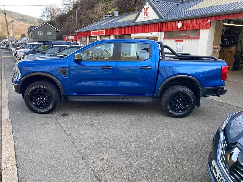 Second-hand Ford Ranger Tremor 2023 Albastru Pickup