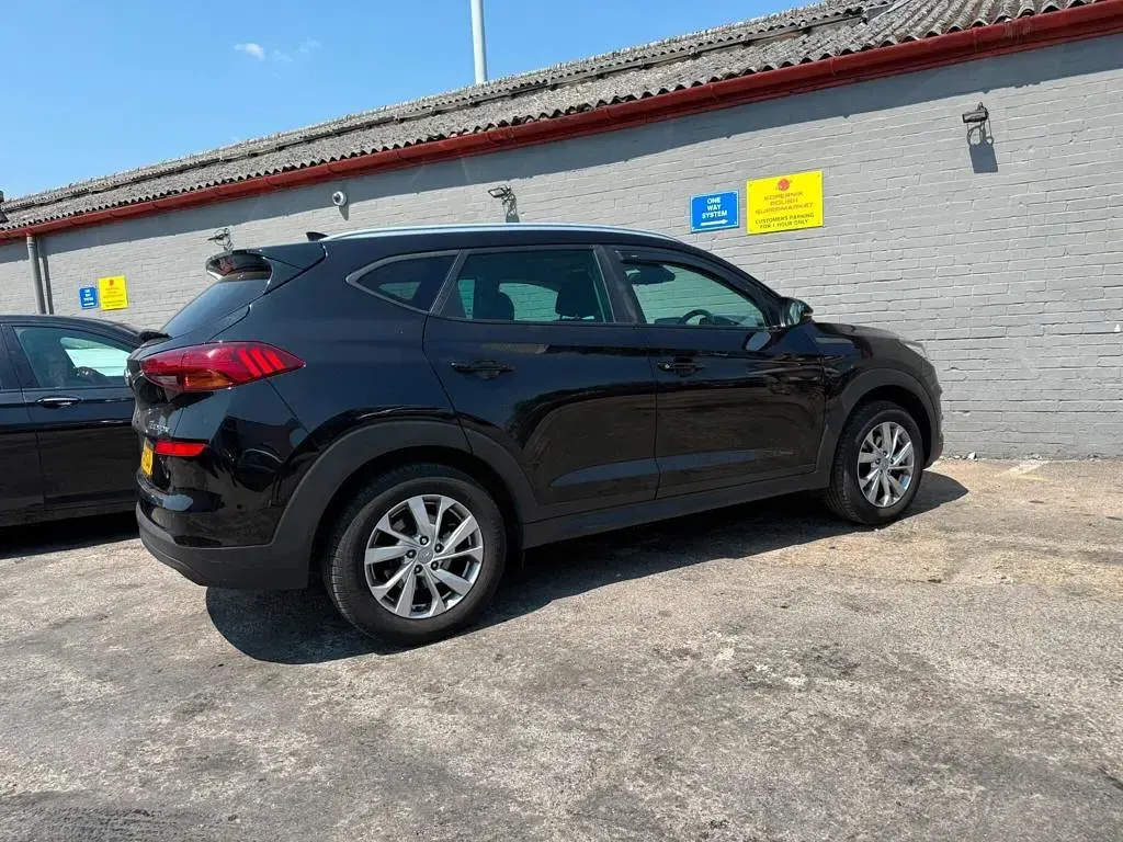Used Hyundai Tucson SE 2019 Black SUV