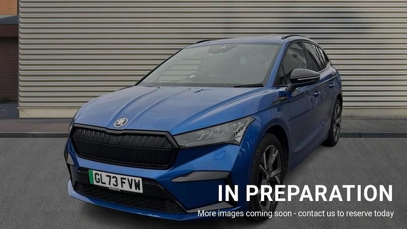Used Skoda Enyaq iV SportlinePlus 150 kW (204 HP) 2023 Race blue metallic SUV