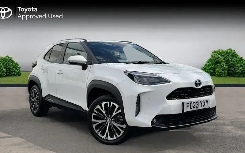 Używany Toyota Yaris Hybrid 116 KM (85 kW) 2025 Kombi