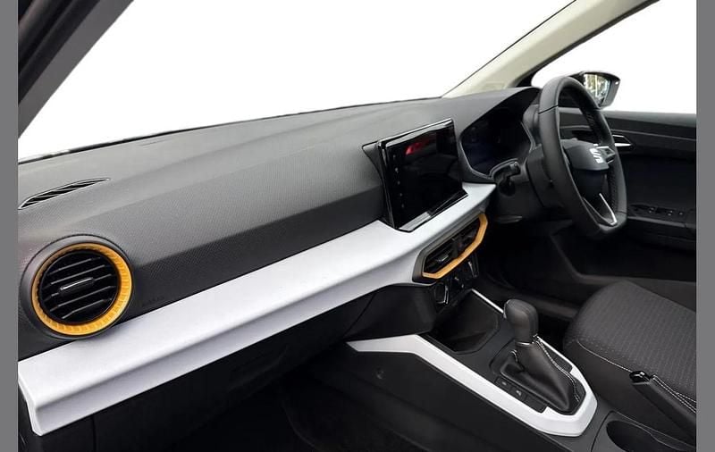 Used Seat Arona SE Technology 113 HP (83 kW) 2025 Black SUV
