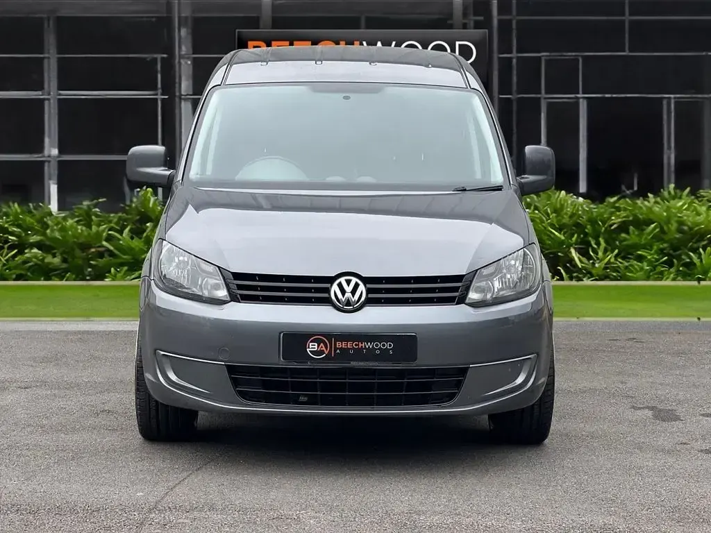 Used VW Caddy Maxi 102 HP (75 kW) 2014 Grey MPV