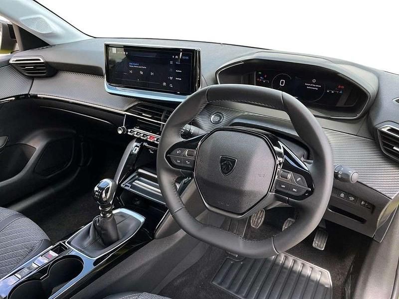 New Peugeot 208 Allure 99 HP (72 kW) 2025 Yellow Hatchback