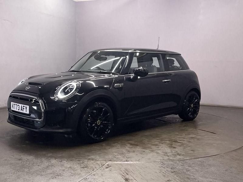 Used Mini Cooper SE Hatch 135 kW (184 HP) 2023 Black Hatchback