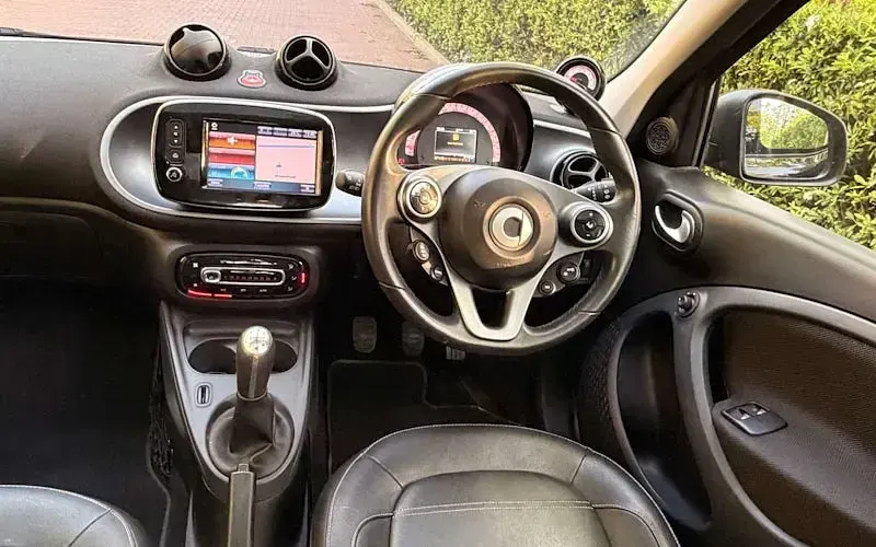 Used Smart ForFour Premium 71 HP (52 kW) 2019 Hatchback