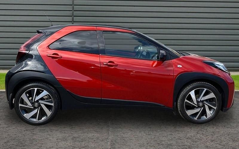 Used Toyota Aygo X 72 HP (52 kW) 2025 SUV