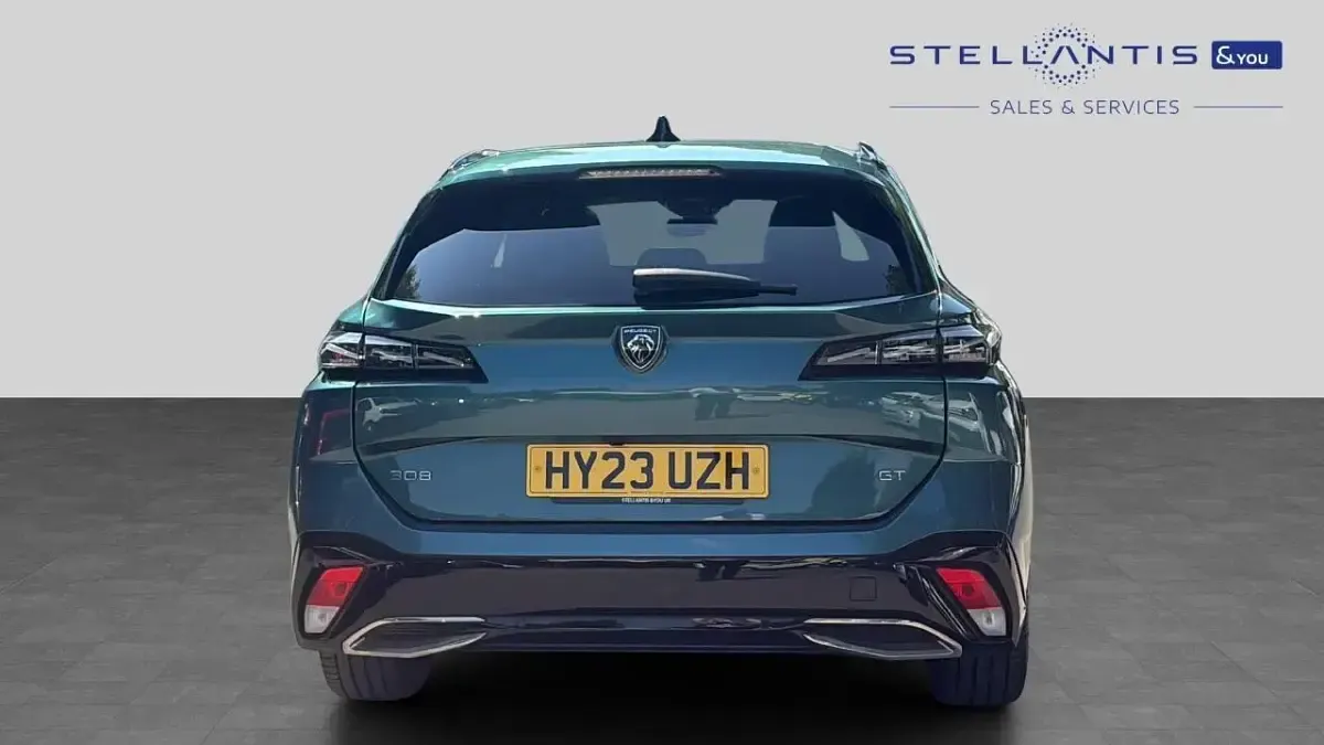 Used Peugeot 308 SW GT 129 HP (94 kW) 2023 Blue Estate